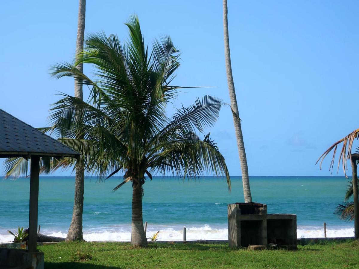 Afro Beach Eco Resort Butre Екстер'єр фото
